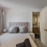 Nyaraló Casa T3 Com Piscina Perto Da Charneca