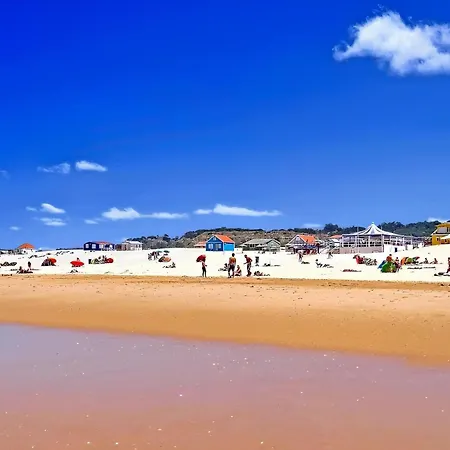 Casa de Férias Casa T3 Com Piscina Perto Da Charneca (Setubal)