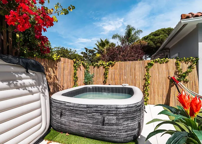 Casa T3 Com Piscina Perto Da Charneca (Setubal)